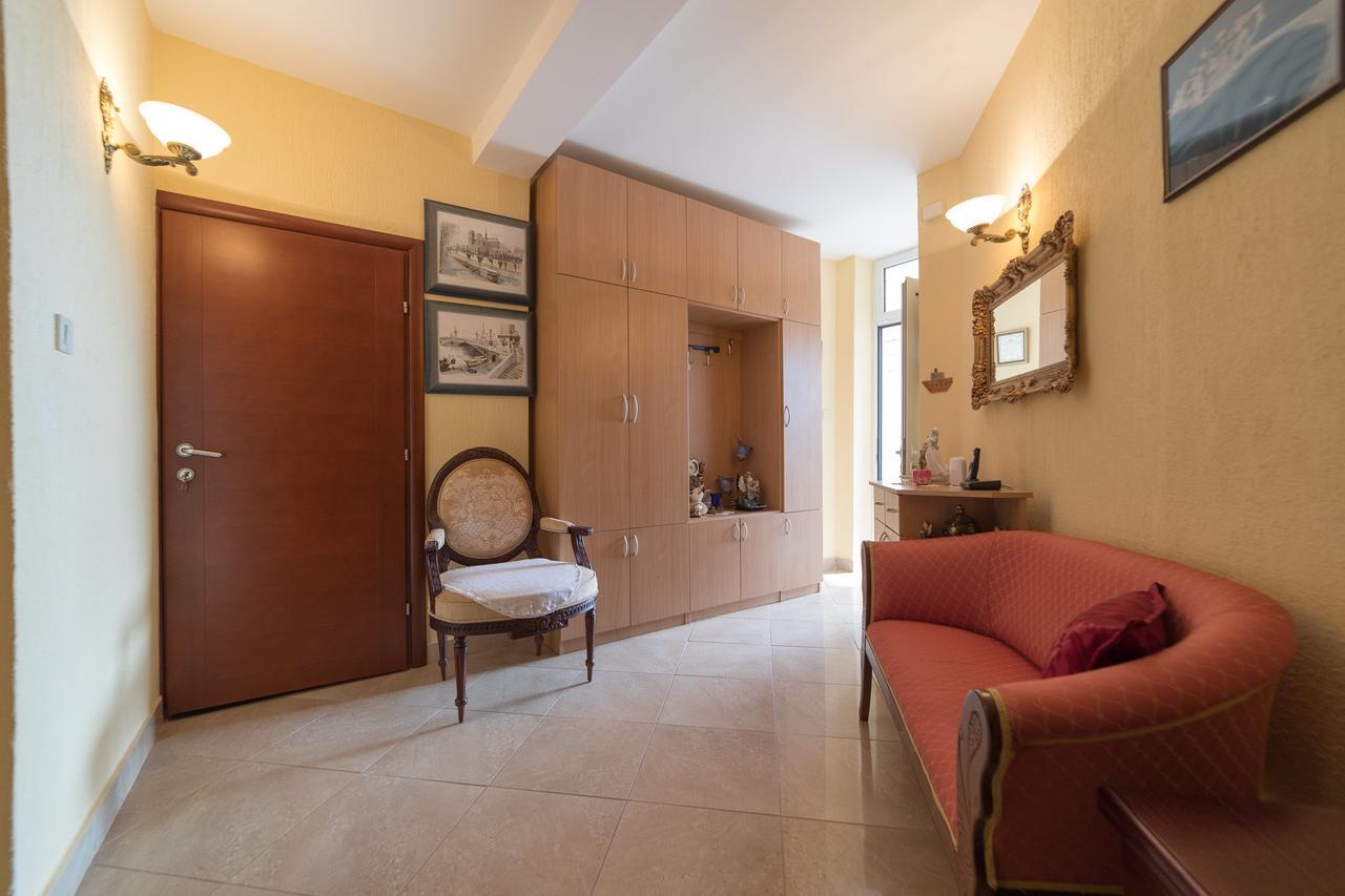 Apartments Vuksic Sveti Stefan Esterno foto