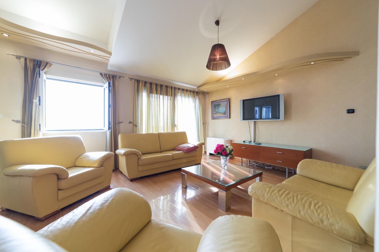 Apartments Vuksic Sveti Stefan Esterno foto